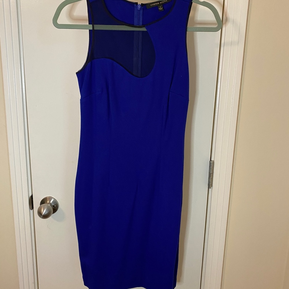 Cynthia Steffe blue fitted dress sz: 0